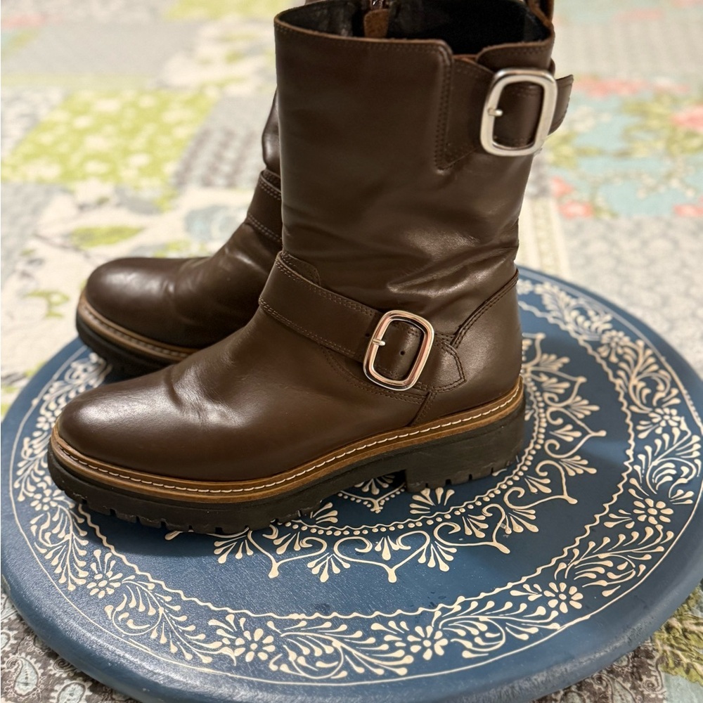 FABIANELLI Made In Italy Leather Mid Lug Booties With 2 Buckles, Sz 8 - Picture 2 of 12